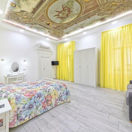 B&B Rest A Napoli Zewnętrze zdjęcie