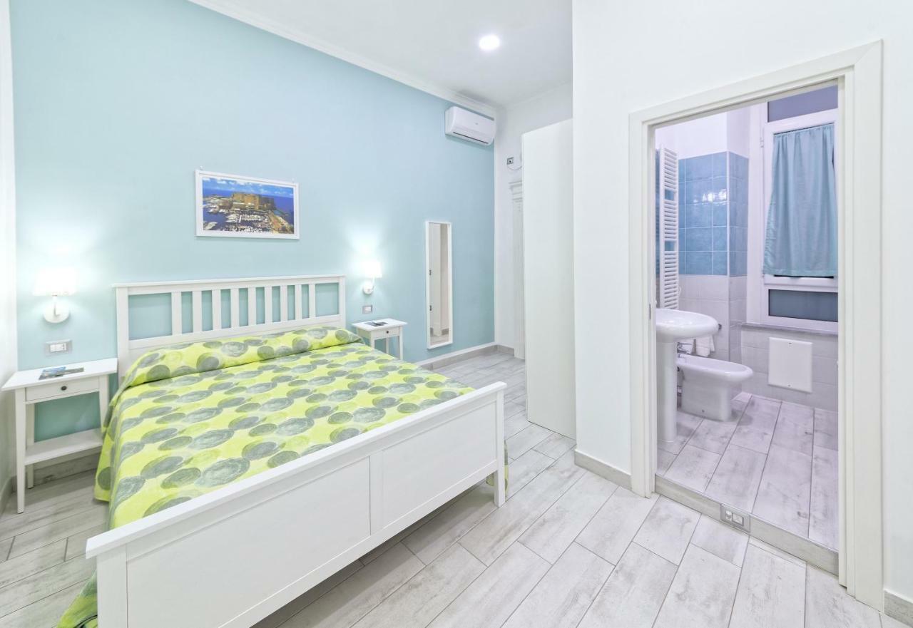 B&B Rest A Napoli Zewnętrze zdjęcie